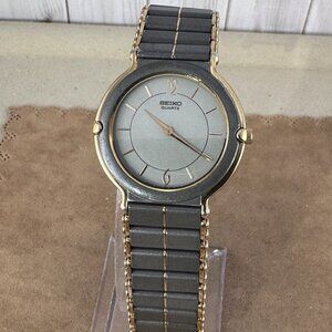 Vintage SEIKO Quartz Japan Movement 2 Tone Watch 5N0266